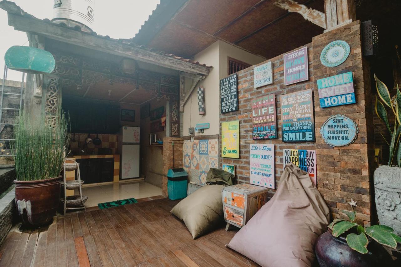 Apartament Samblung Mas House Denpasar Zewnętrze zdjęcie