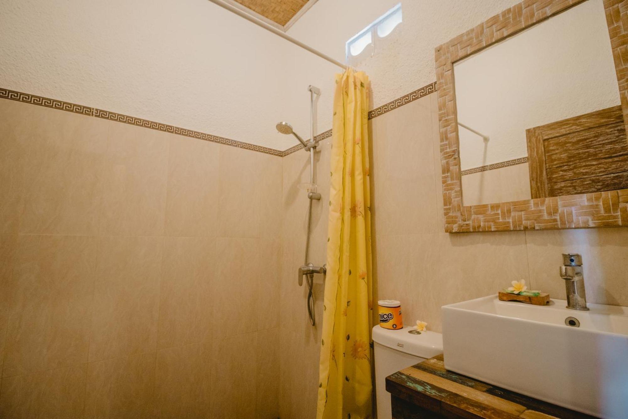 Apartament Samblung Mas House Denpasar Zewnętrze zdjęcie